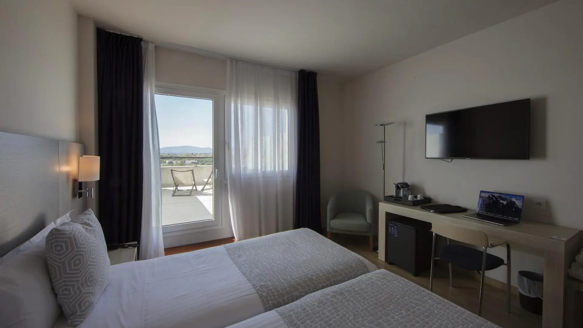 Augusta Barcelona Valles Granollers Hotel